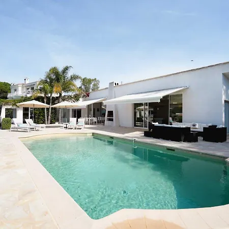Paradiso Luxe Villa *