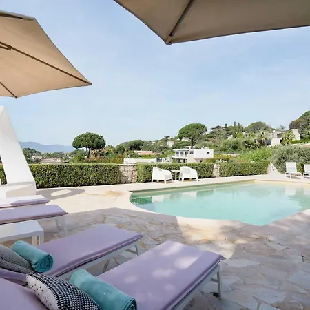 Paradiso Luxe Villa *