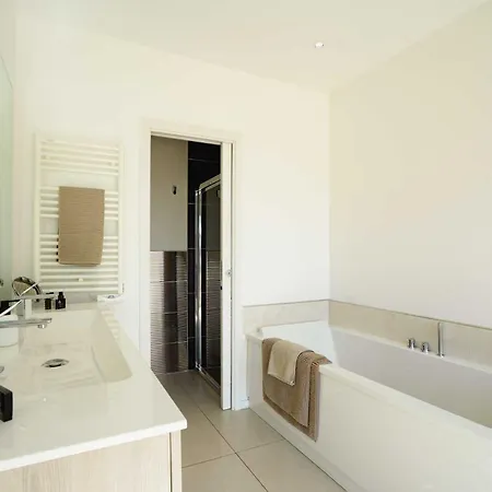 Paradiso Luxe *